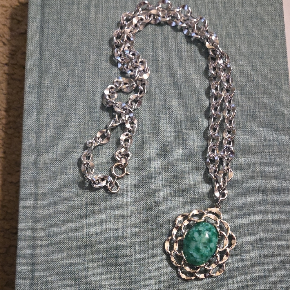 Sarah Coventry Pendant Necklace